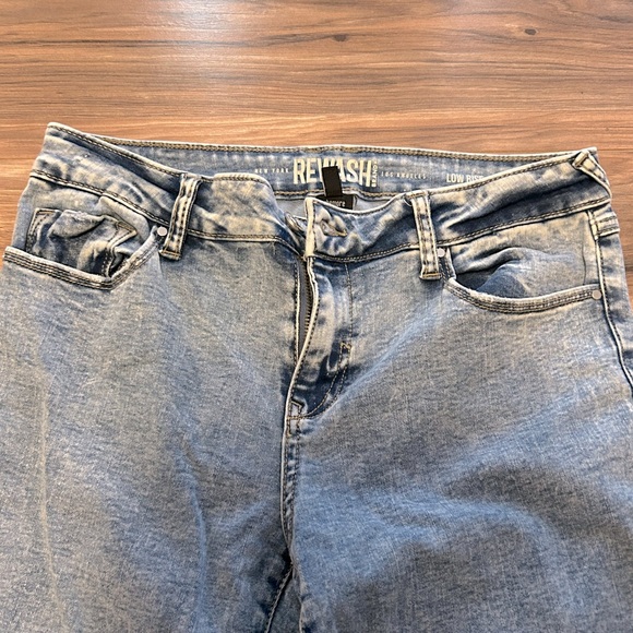 REWASH - NEXT LEVEL LOW RISE RAW HEM FLARE JEANS - SIZE 7 - Picture 2 of 5